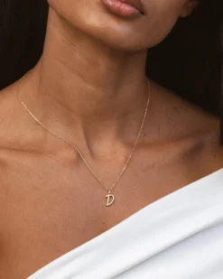 Collar Letra D