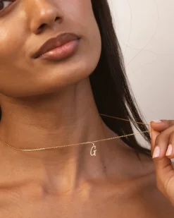 Collar Letra G