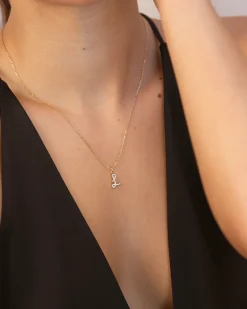 Collar Letra L