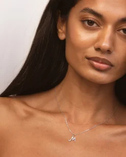 Collar Plata Letra M