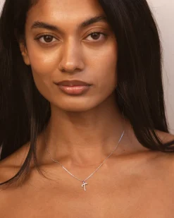 Collar Plata Letra T