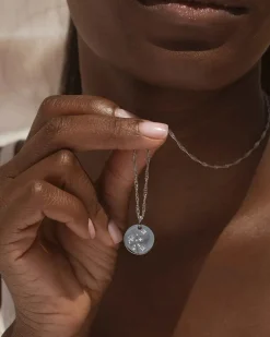 Collar Plateado Zodiaco Acuario