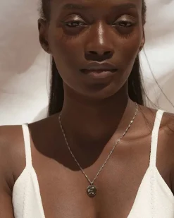 Collar Plateado Zodiaco Acuario