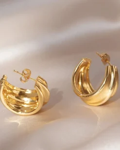 Essential Hoop Earrings