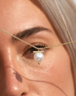 Kathleen Pearl Necklace