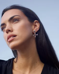 Pendientes Cruz Plateados Osiris