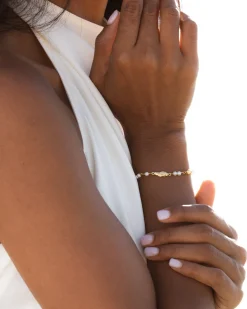 Shana Pearl Bracelet